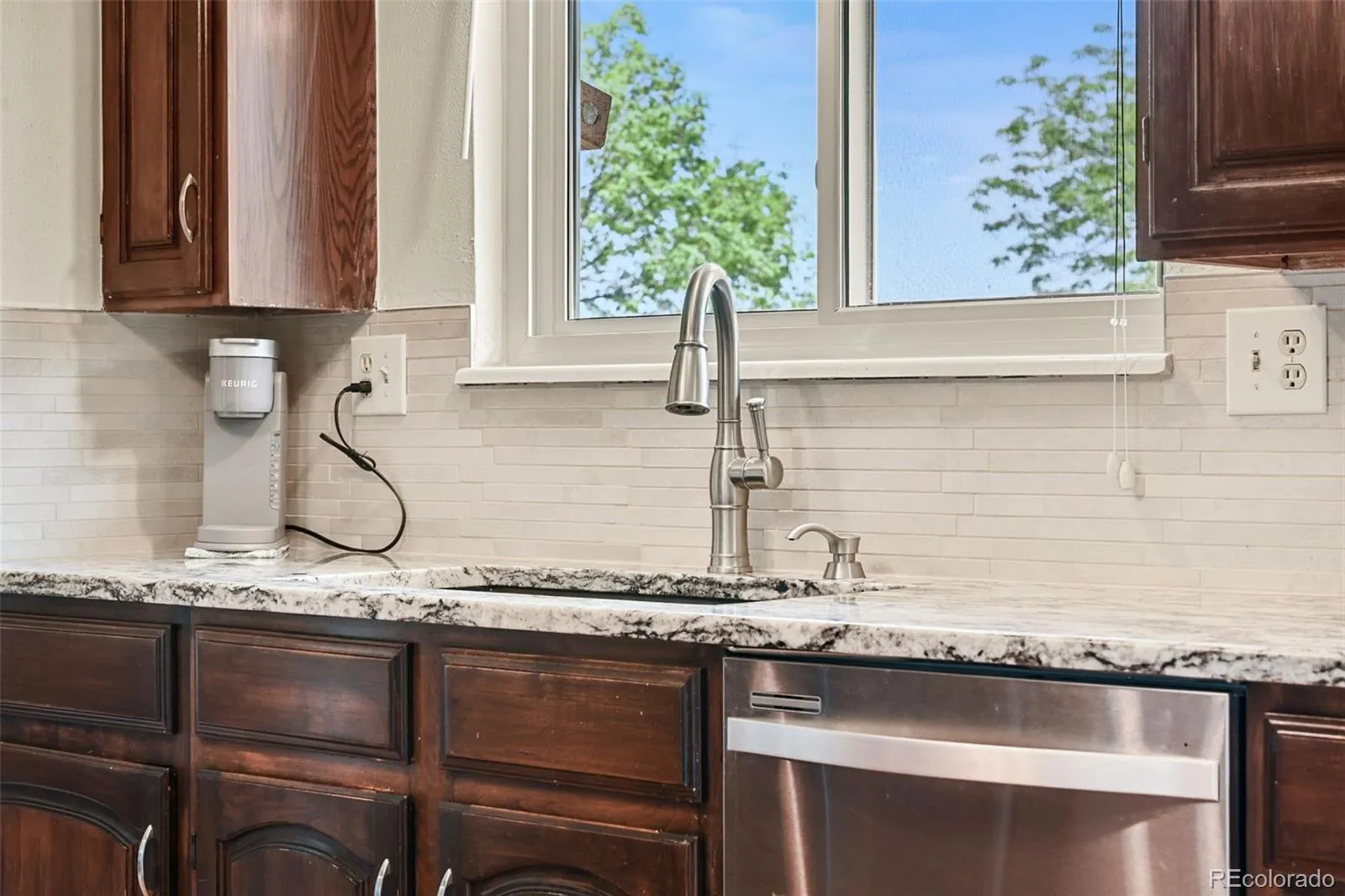 7320 Jay Street Arvada CO 80003 MLS #REC4385485 05162026040625 1600 4