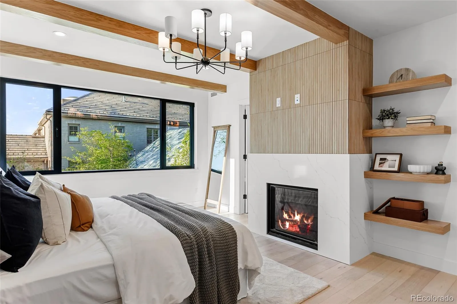 04172026234227 1600 21