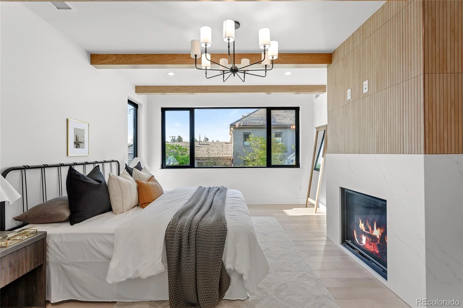 04172026234227 1600 23