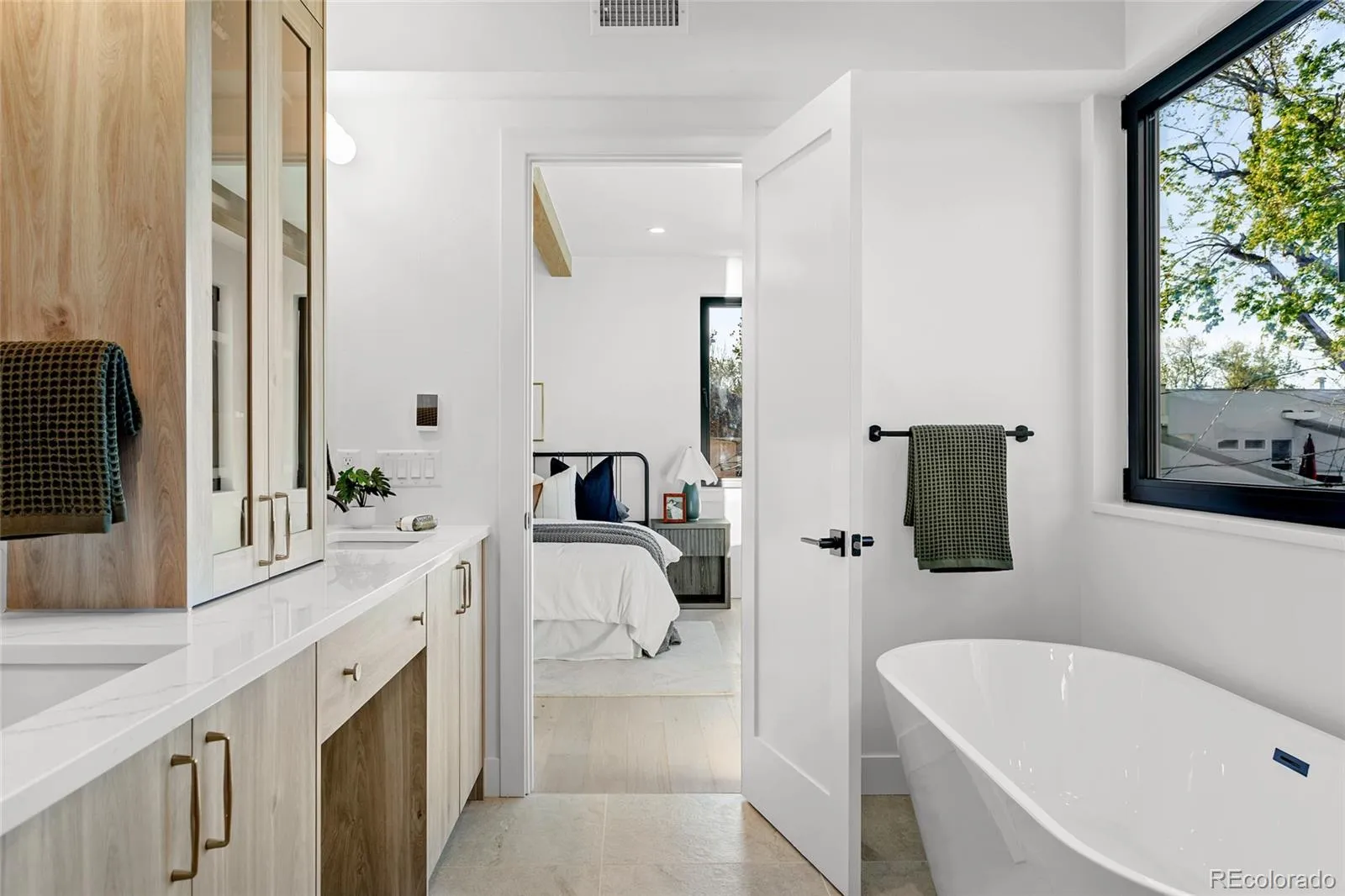 04172026234227 1600 28