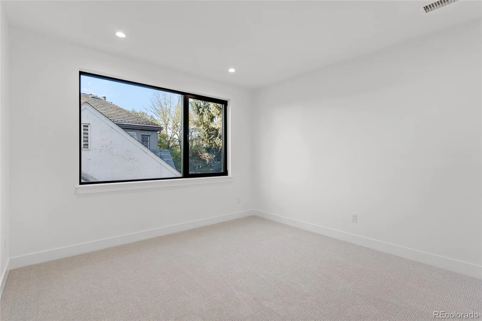 04172026234227 1600 29