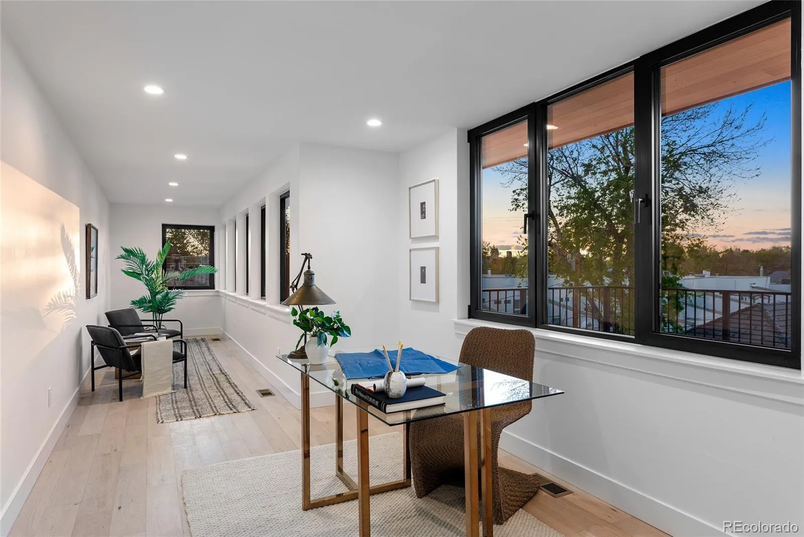 04172026234227 1600 36