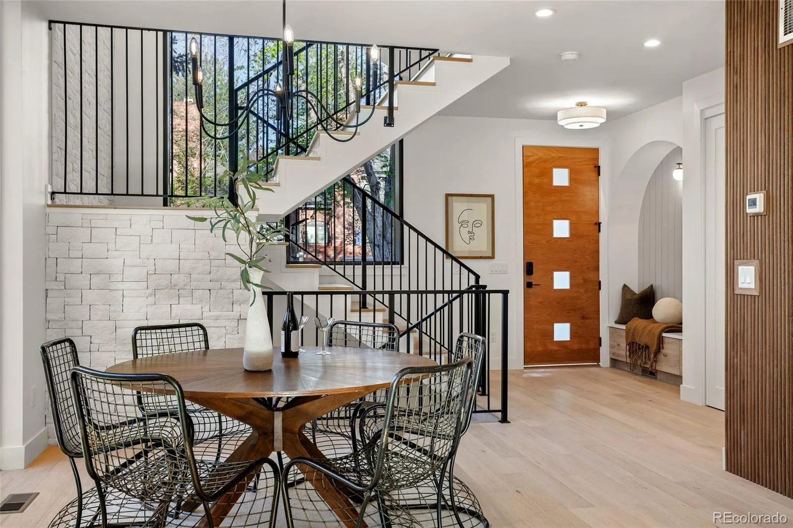 04172026234227 1600 4