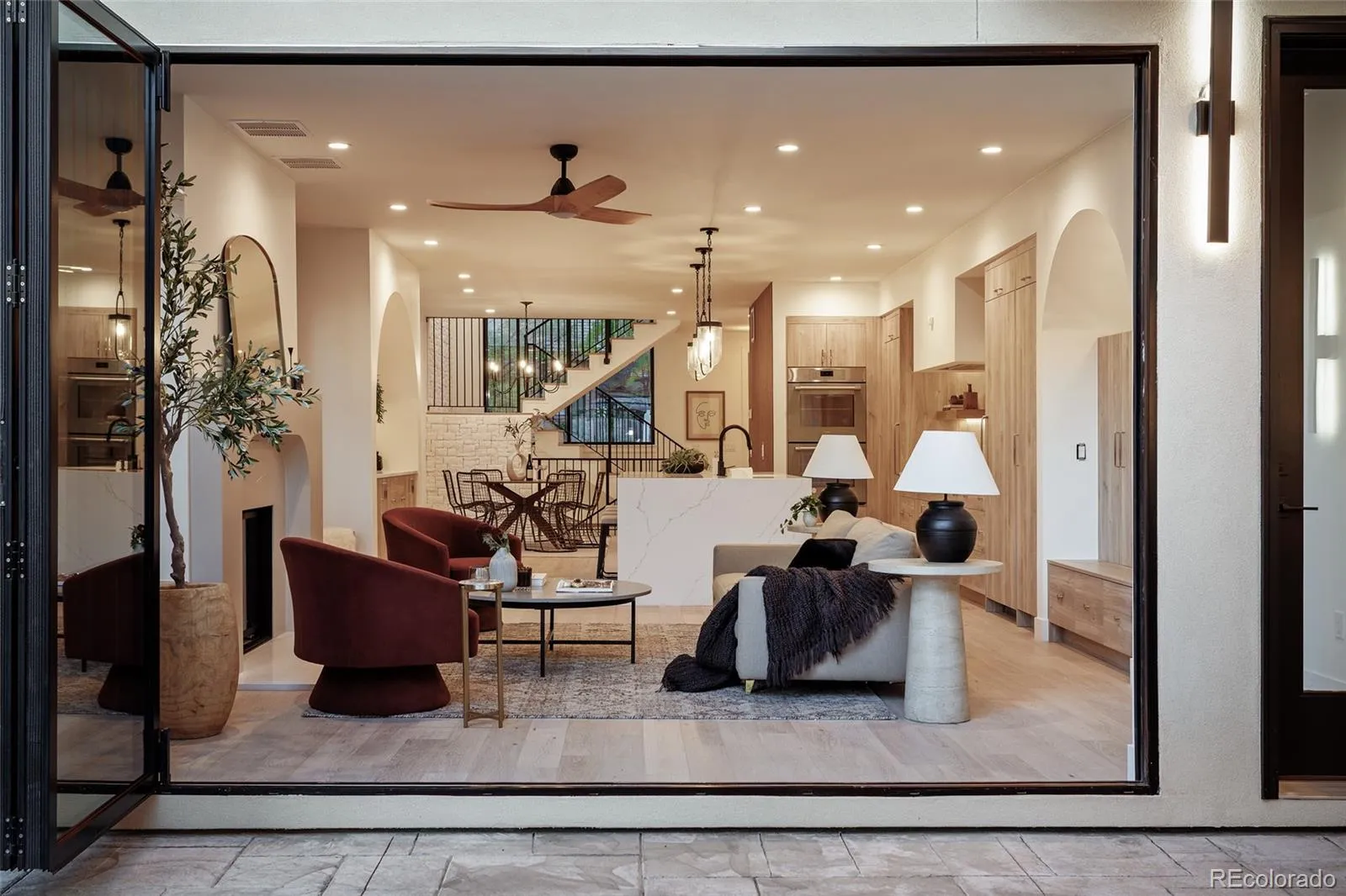 04172026234227 1600 45