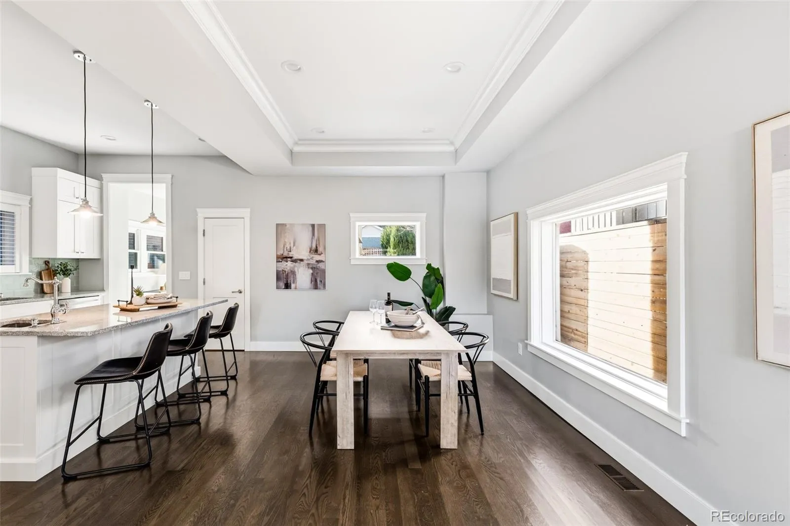 04102026020724 1600 11