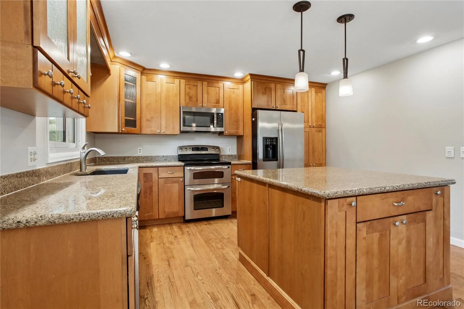 7075 Eldridge Court Arvada CO 80004 | MLS #REC4388368 08242026013252 1600 11