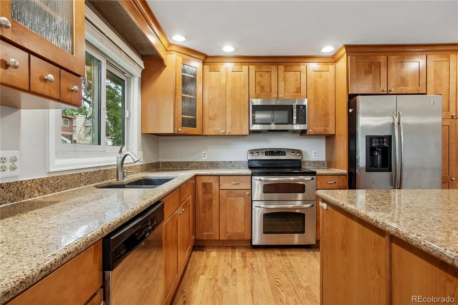 7075 Eldridge Court Arvada CO 80004 | MLS #REC4388368 08242026013252 1600 12