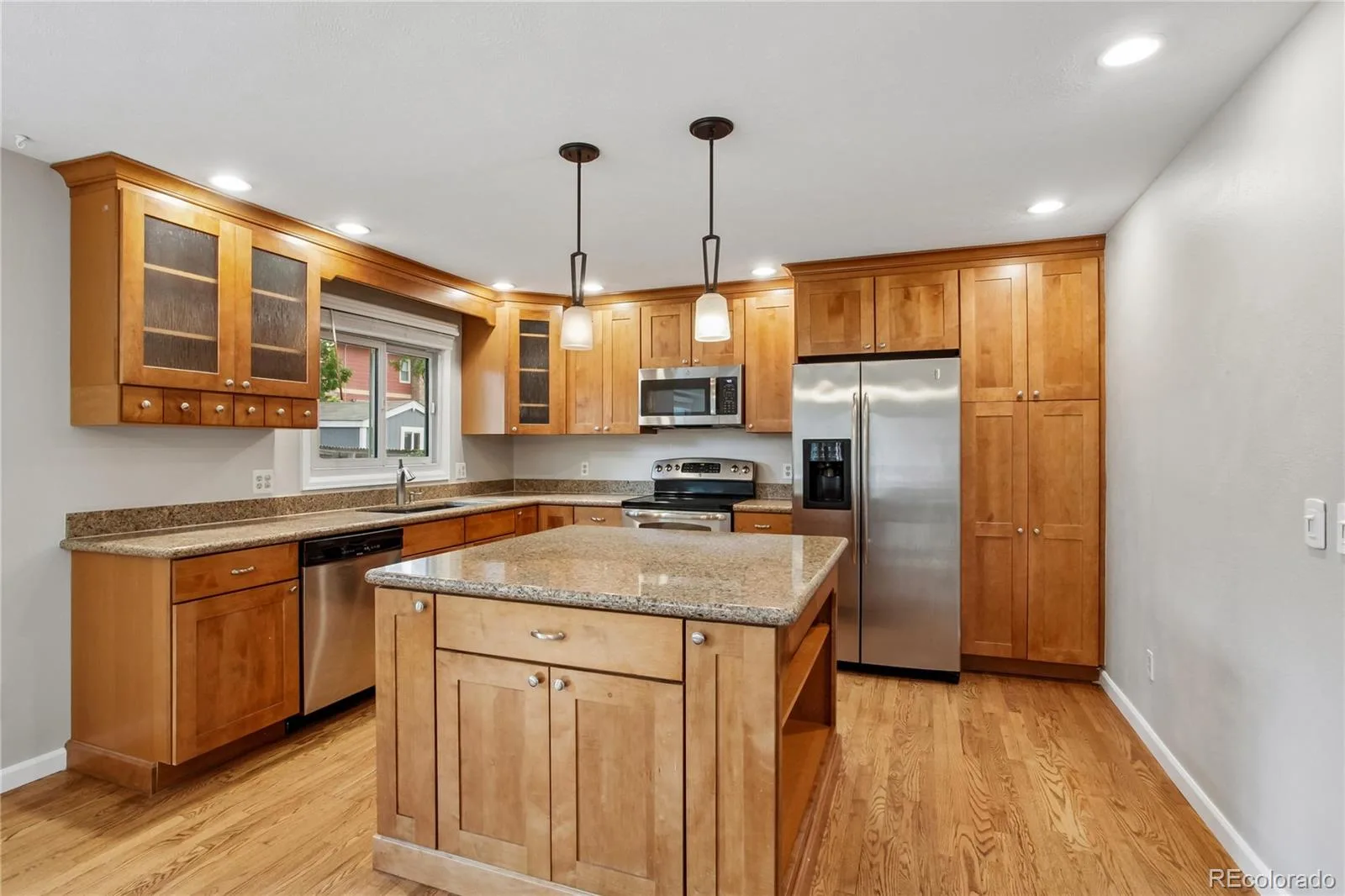 7075 Eldridge Court Arvada CO 80004 | MLS #REC4388368 08242026013252 1600 13