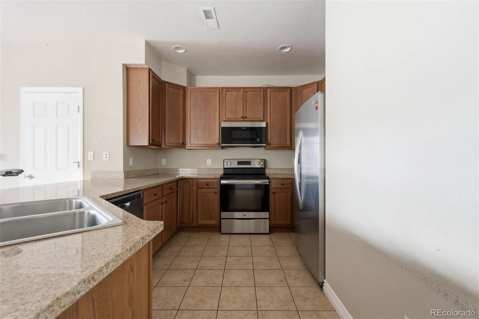 9788 Cherry Lane Denver CO 80229 | MLS #REC4389549 07022026161334 1600 19