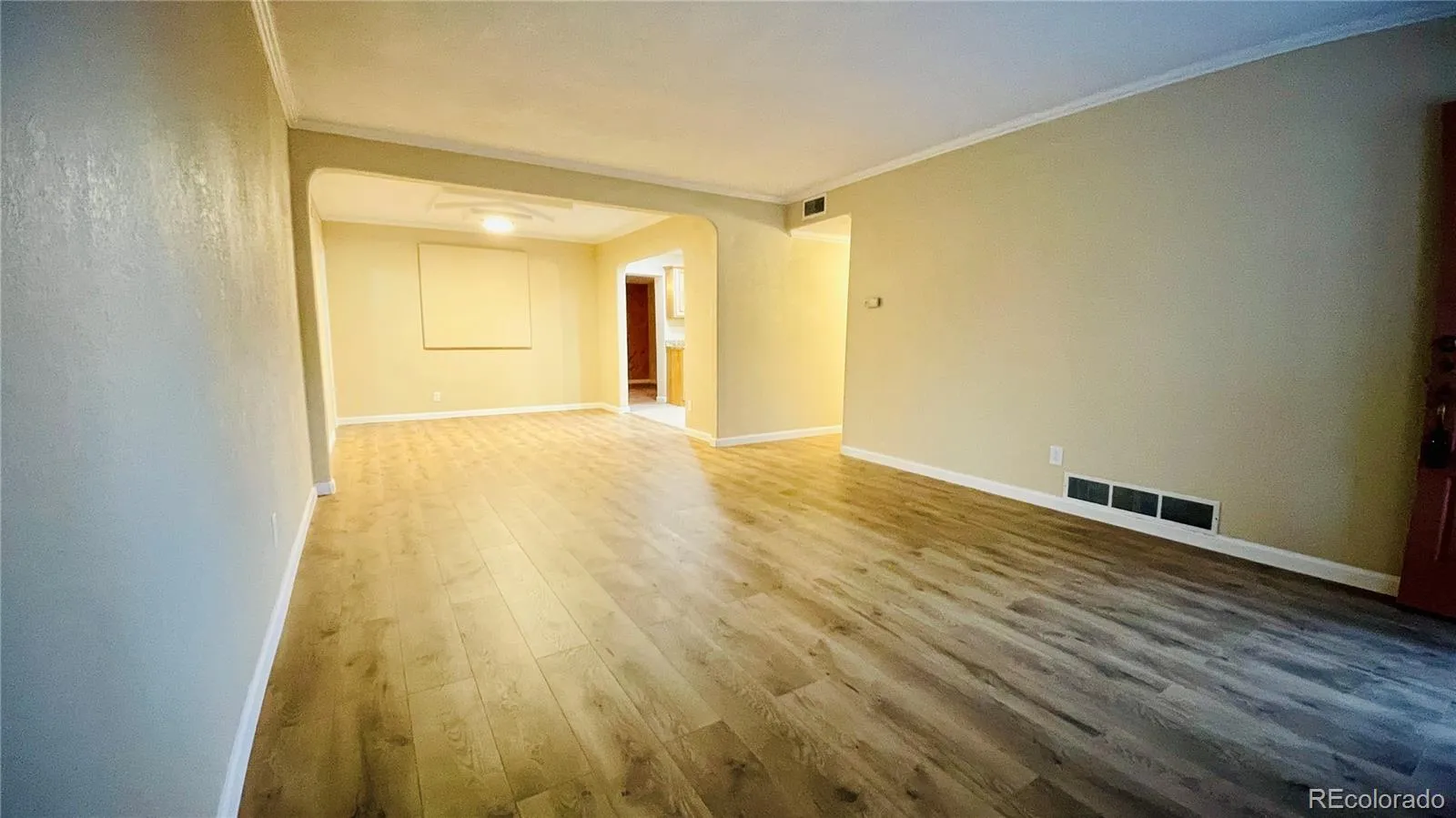 903 Quentin Street Aurora CO 80011 MLS #REC4390001 05182026181334 1600 10