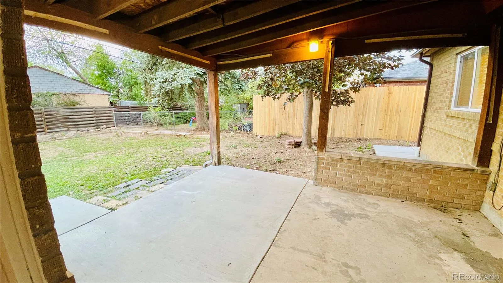 903 Quentin Street Aurora CO 80011 MLS #REC4390001 05182026181334 1600 26