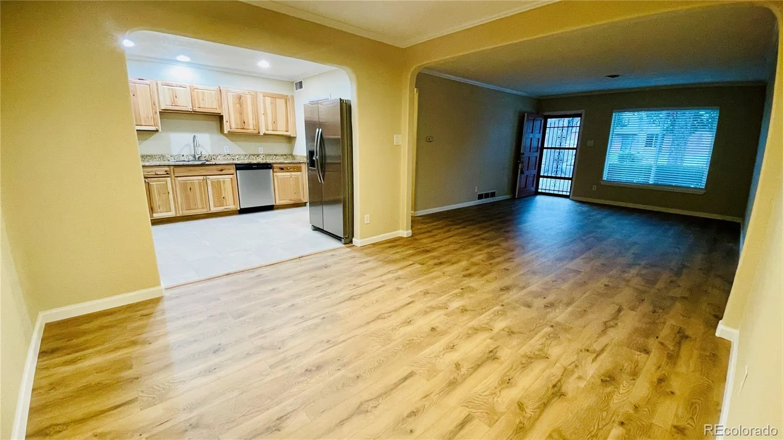 903 Quentin Street Aurora CO 80011 MLS #REC4390001 05182026181334 1600 4
