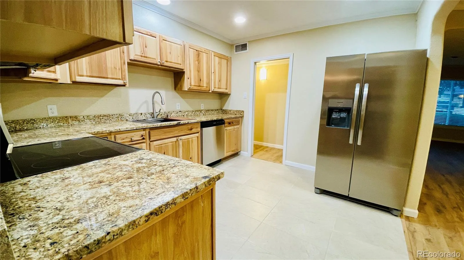 903 Quentin Street Aurora CO 80011 | MLS #REC4390001 09222026143237 1600 10