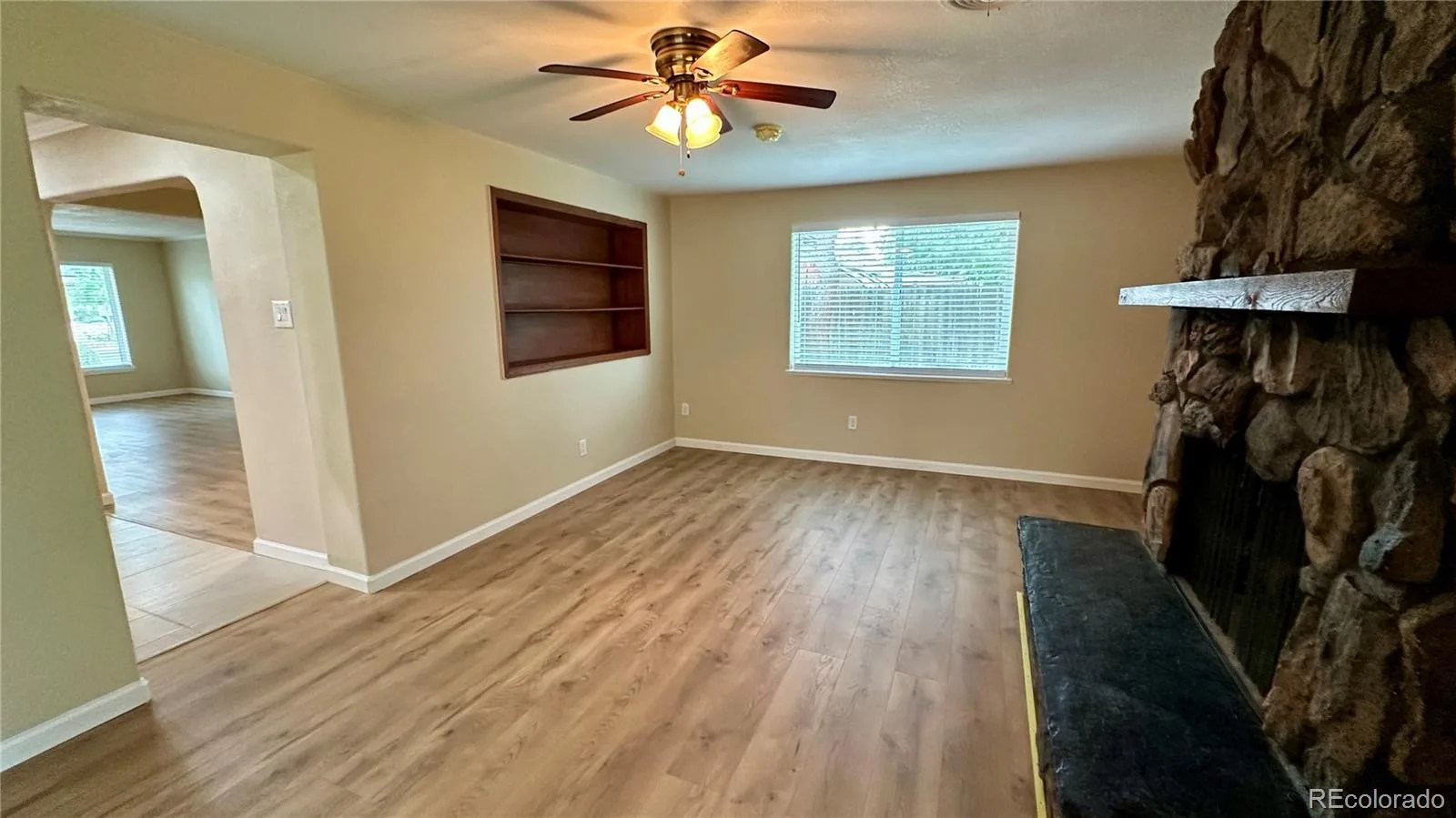 903 Quentin Street Aurora CO 80011 | MLS #REC4390001 09222026143237 1600 13