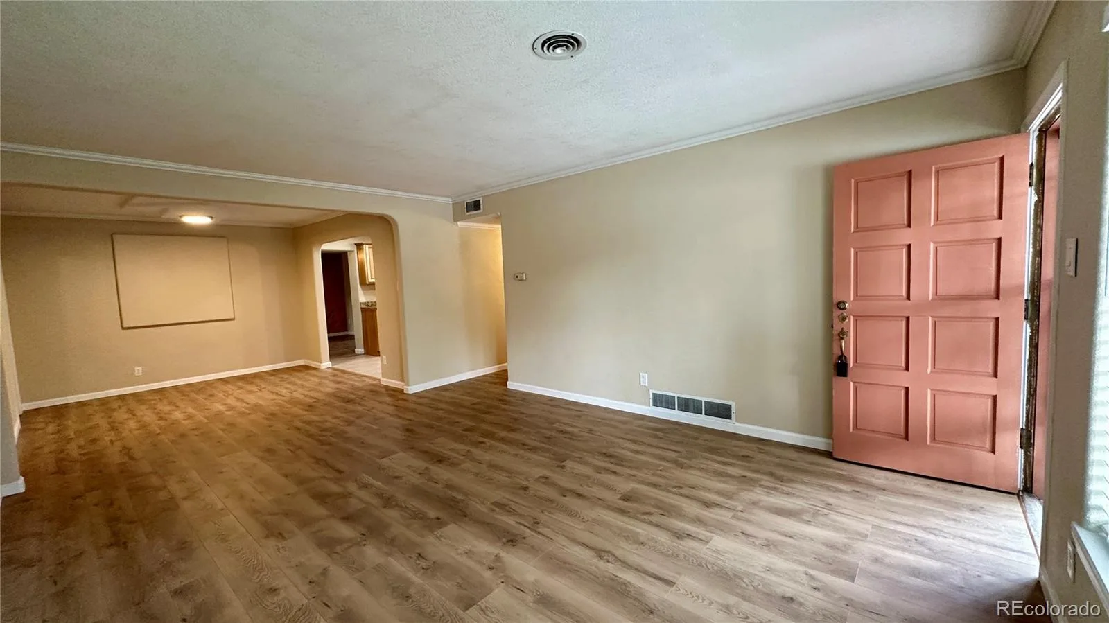903 Quentin Street Aurora CO 80011 | MLS #REC4390001 09222026143237 1600 4