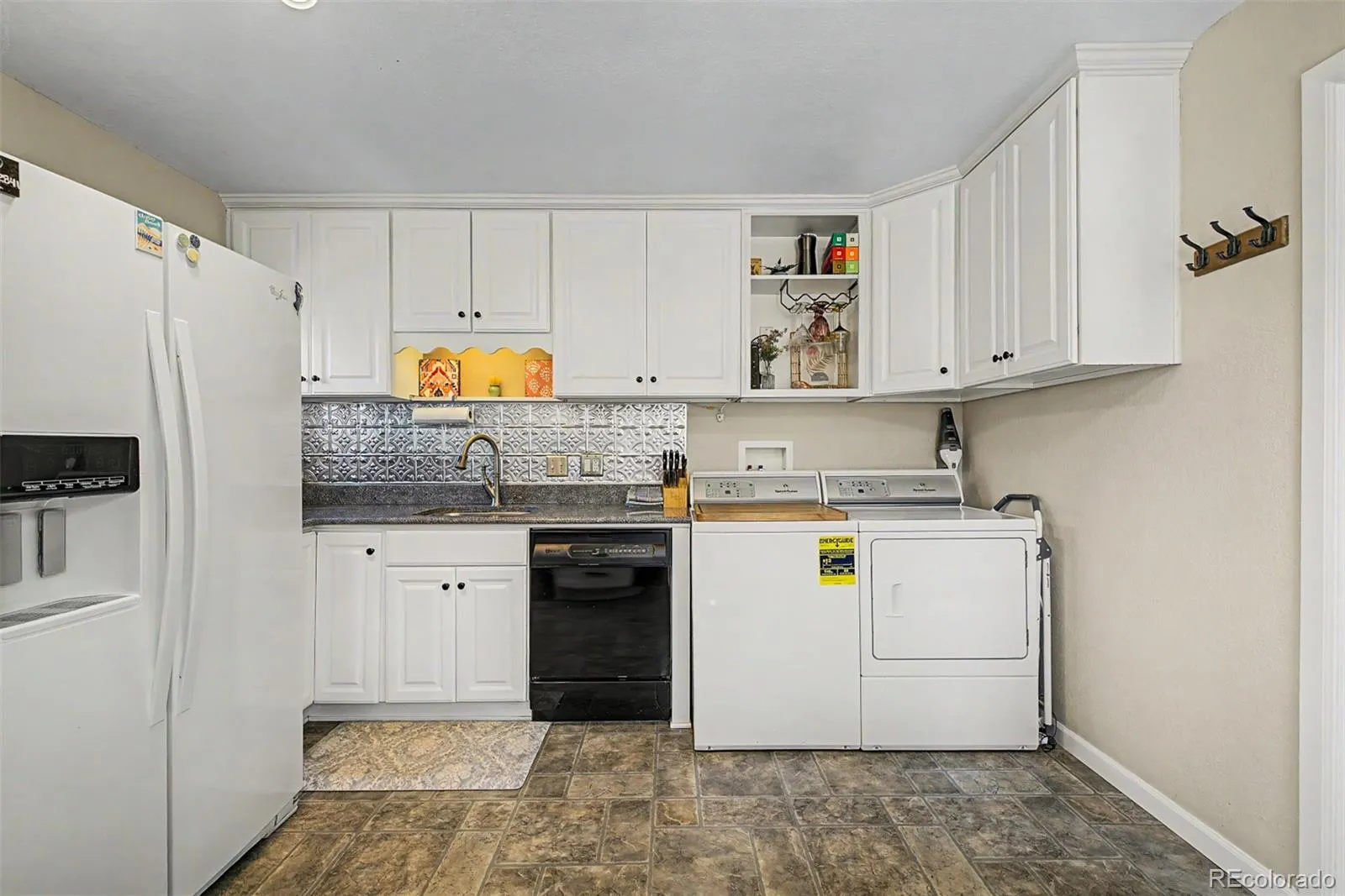 795 Ironton Street Aurora CO 80010 MLS #REC4390212 05192026202544 1600 7