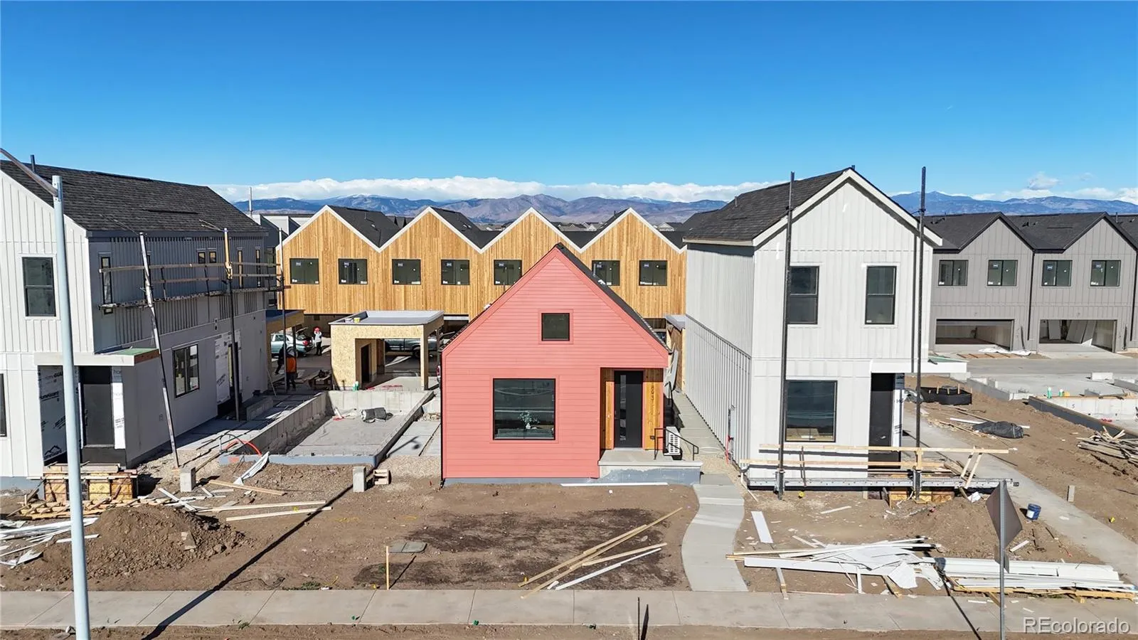 410 Bountiful Avenue Longmont CO 80501 | MLS #REC4392900 04232026222447 1600 2