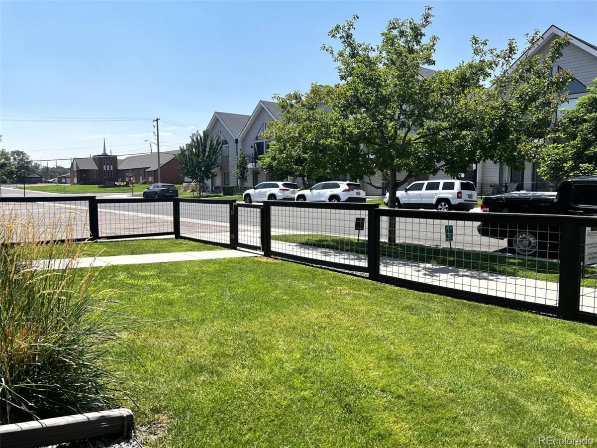 3440 N Albion Street Denver CO 80207 | MLS #REC4392935 10042026024548 1200 24