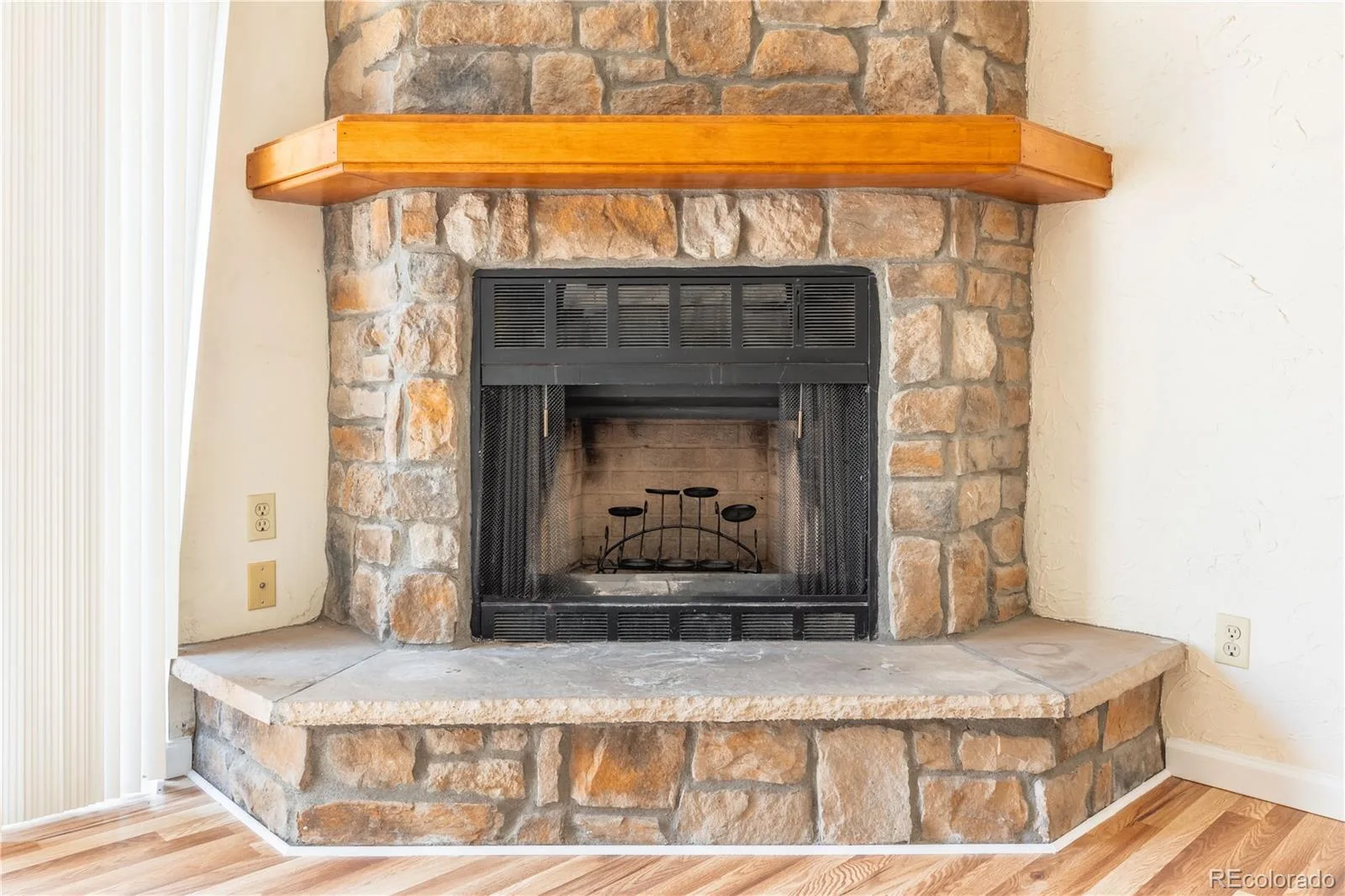 4138 S Rifle Way Aurora CO 80013 | MLS #REC4393030 07112026043341 1600 6