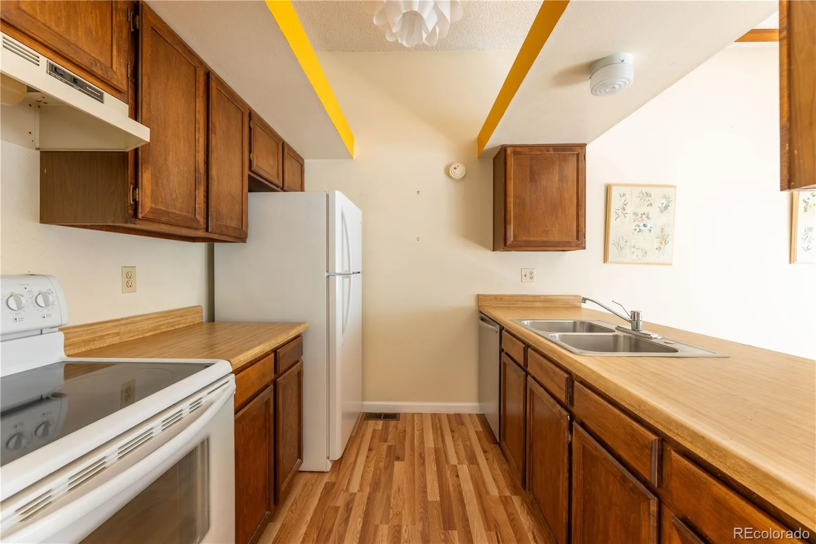4138 S Rifle Way Aurora CO 80013 | MLS #REC4393030 07112026043341 1600 8