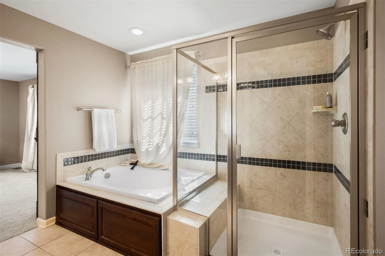 4545 S Monaco Street #338 Denver CO 80237 MLS #REC4394420 06092026001302 1600 22