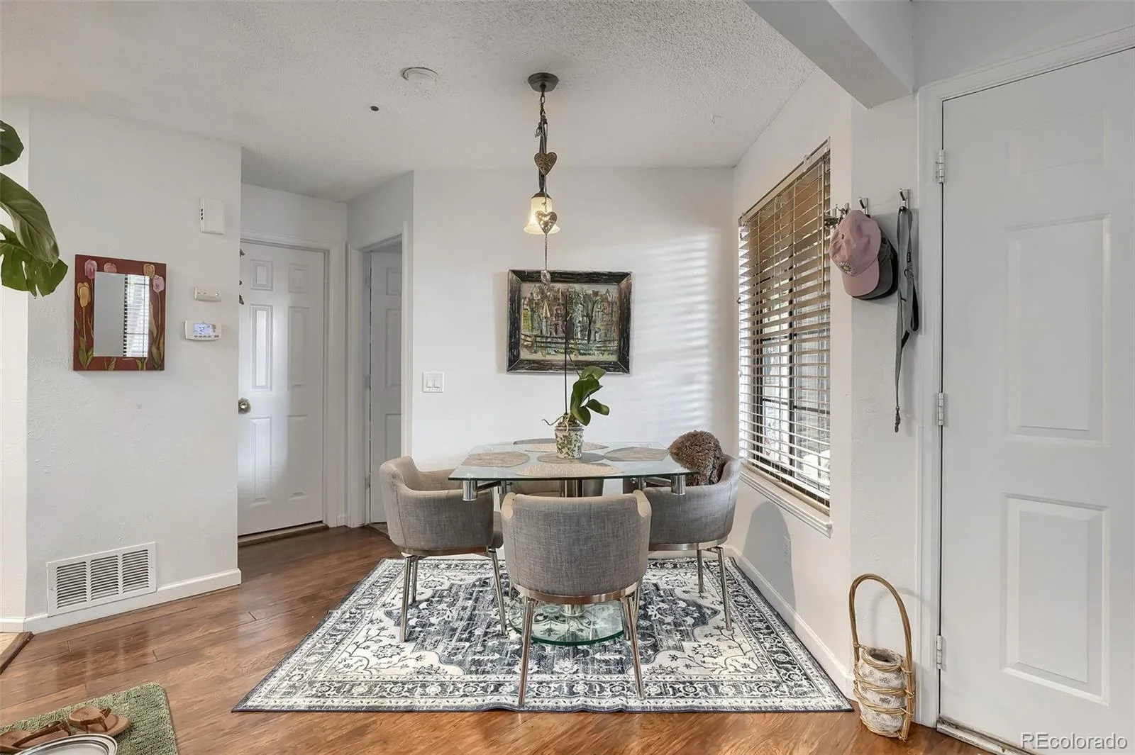 980 S Dahlia Street #A Glendale CO 80246 | MLS #REC4396161 10032026005409 1600 9