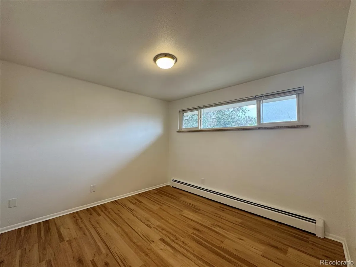 04182026052339 1200 11