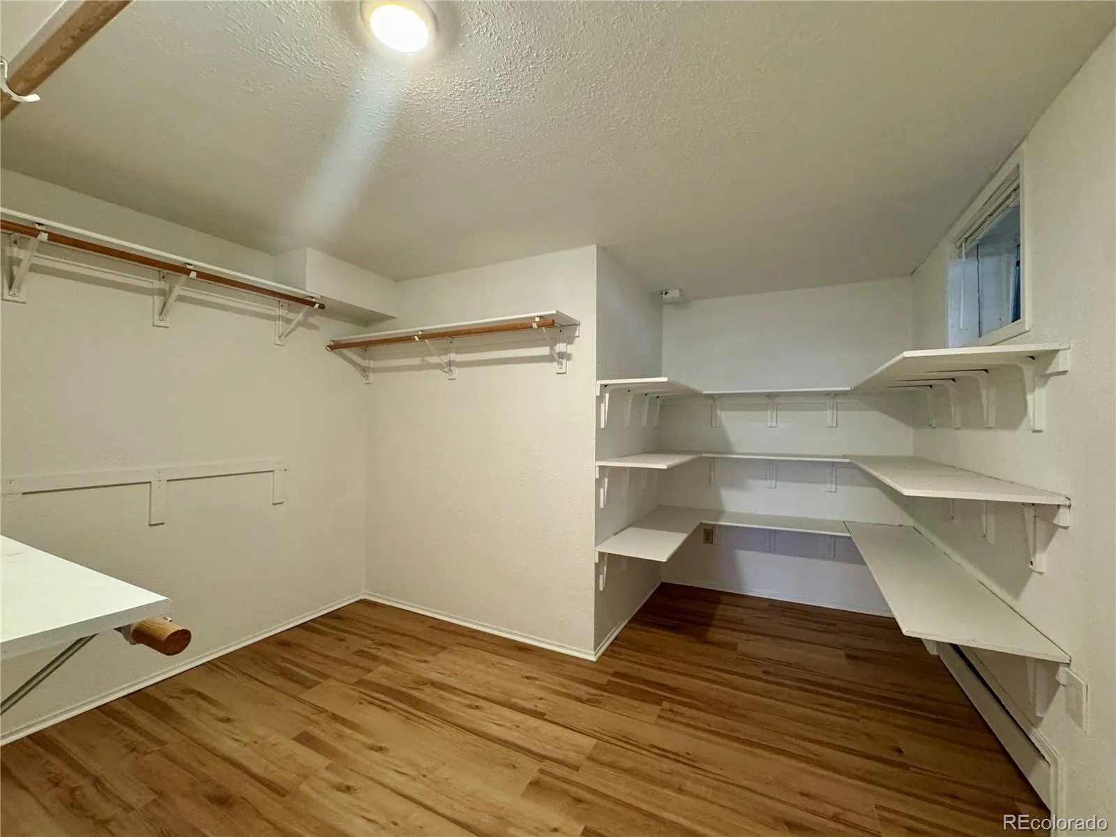 04182026052339 1600 21