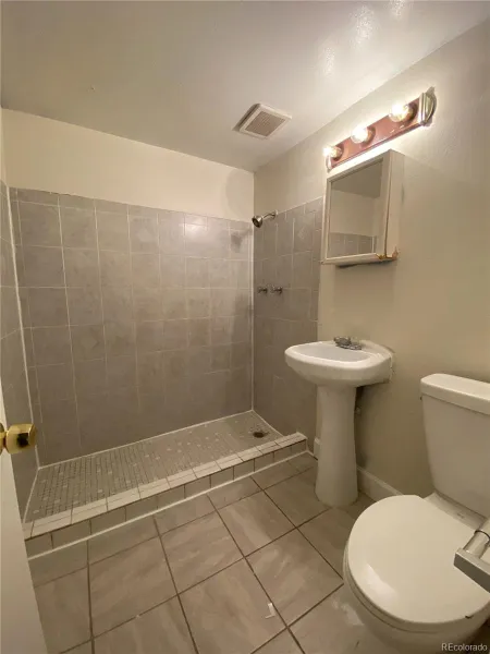 04182026052339 800 32