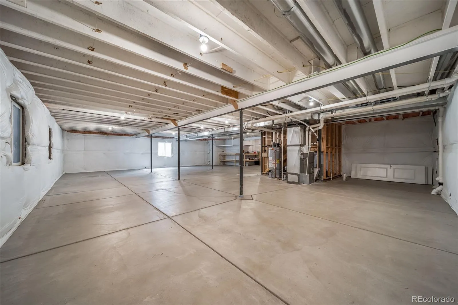 23125 E Piccolo Drive Aurora CO 80016 | MLS #REC4396610 10012026011635 1600 39