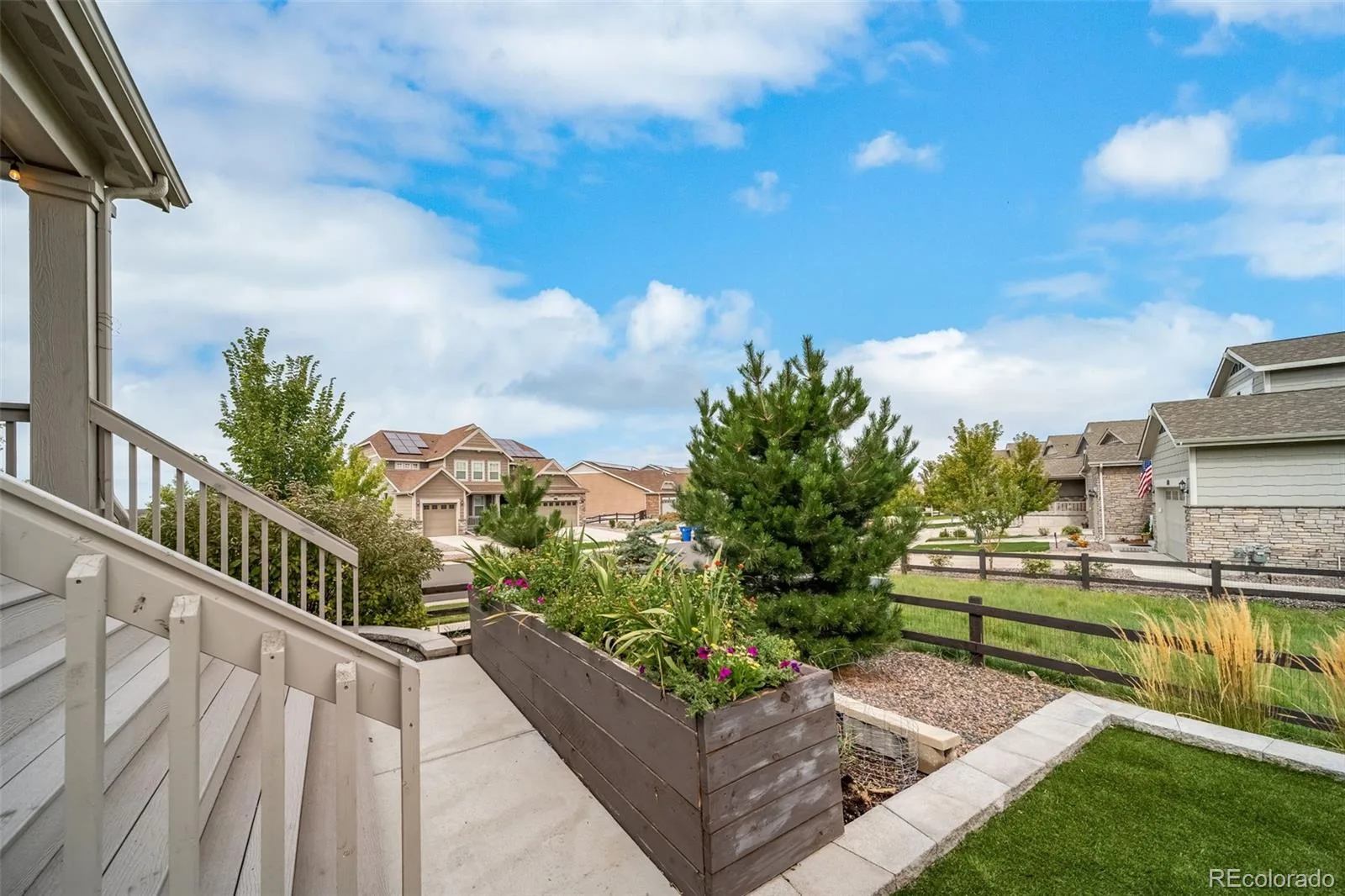 23125 E Piccolo Drive Aurora CO 80016 | MLS #REC4396610 10012026011635 1600 44