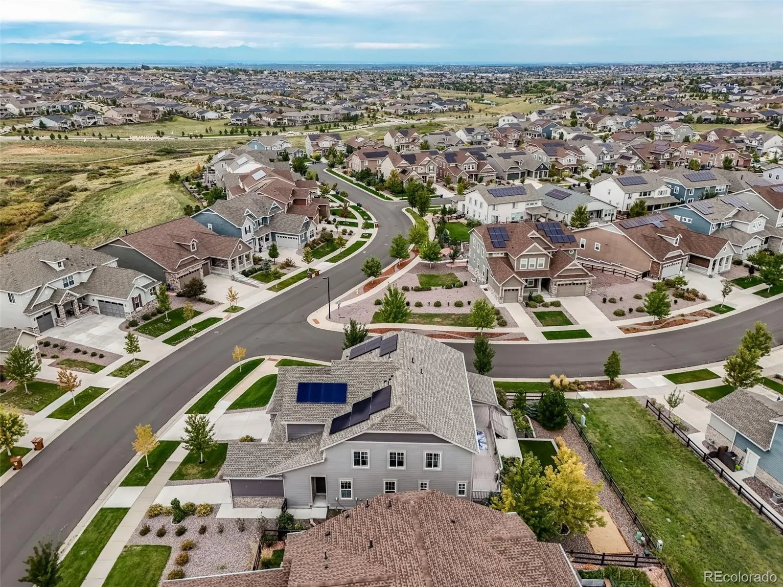 23125 E Piccolo Drive Aurora CO 80016 | MLS #REC4396610 10012026011635 1600 48