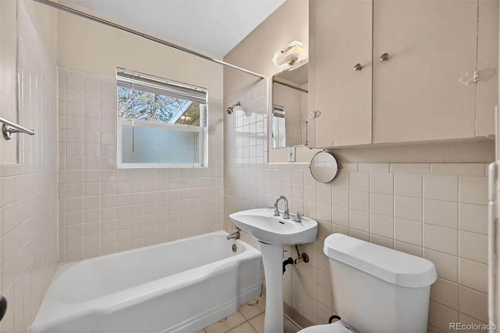 3051 S Downing Street Englewood CO 80113 | MLS #REC4399691 04162026233958 1600 7