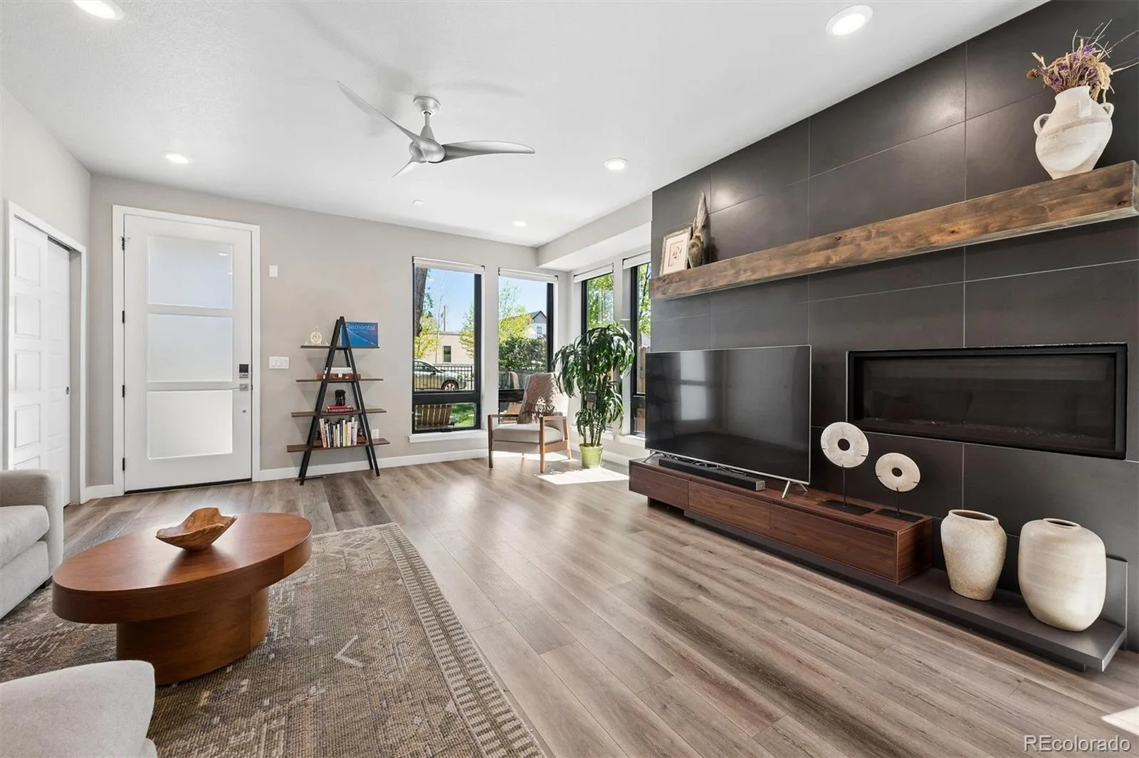 1331 S Logan Street Denver CO 80210 MLS #REC4399815 06102026200118 1600 5
