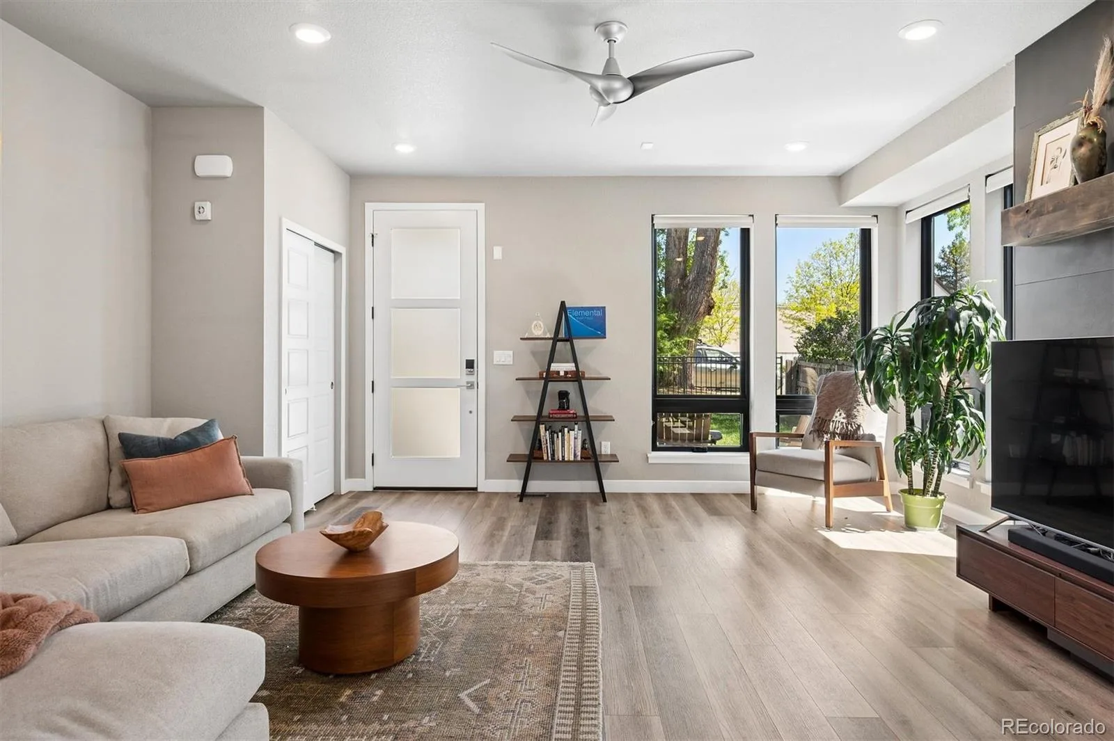 1331 S Logan Street Denver CO 80210 MLS #REC4399815 06102026200118 1600 7