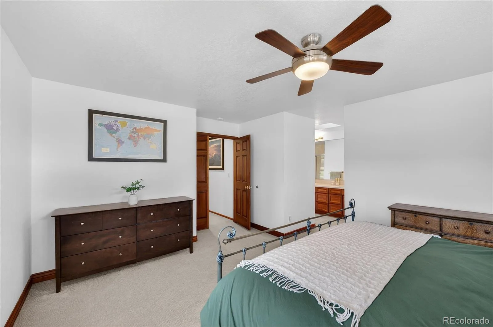 4 Oakmont Lane Littleton CO 80127 | MLS #REC4401645 08202026172441 1600 27