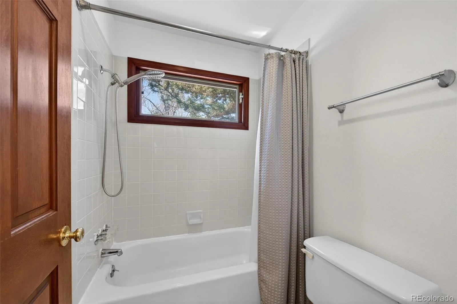 4 Oakmont Lane Littleton CO 80127 | MLS #REC4401645 08202026172441 1600 36