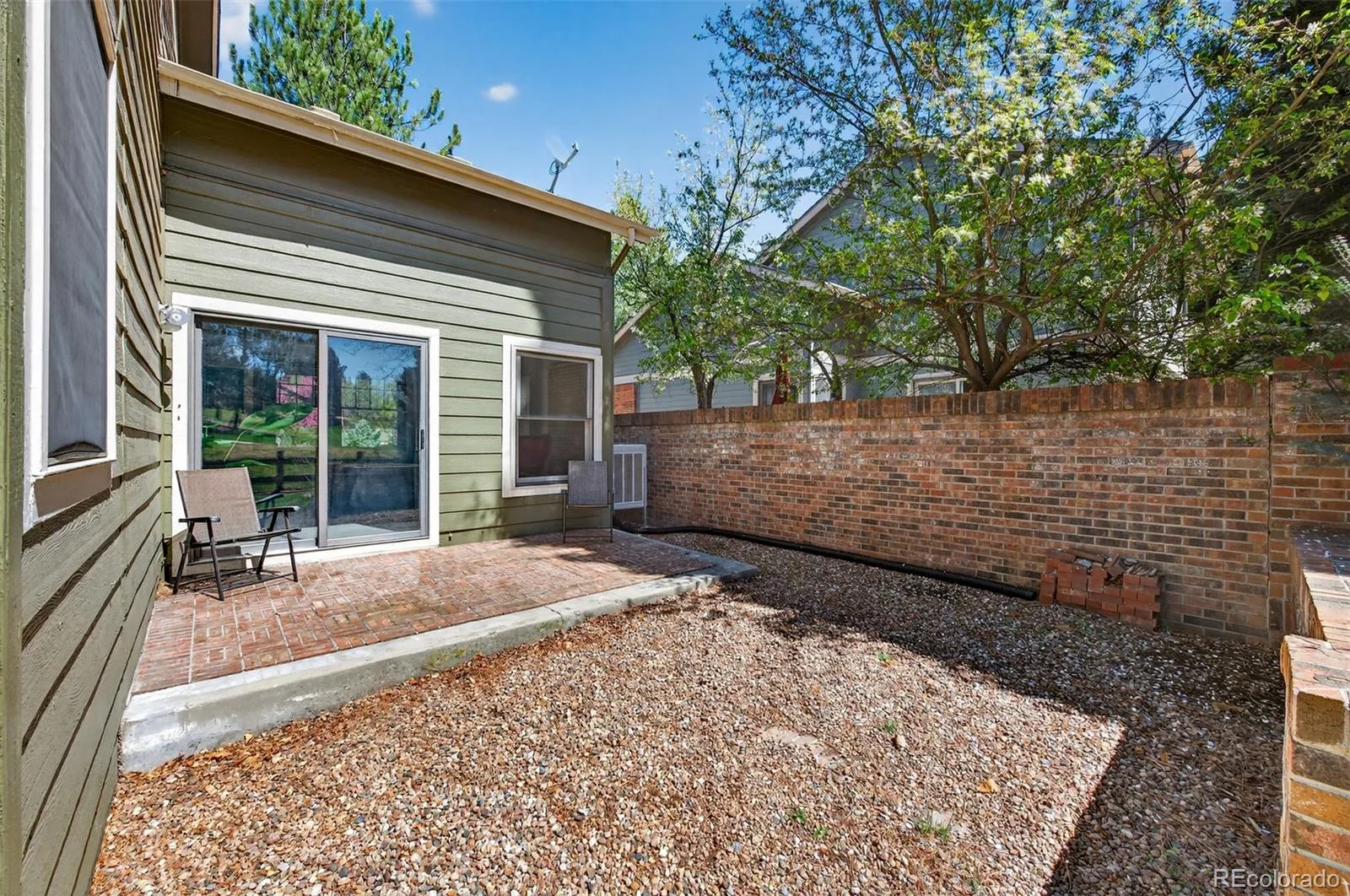 4 Oakmont Lane Littleton CO 80127 | MLS #REC4401645 08202026172441 1600 39