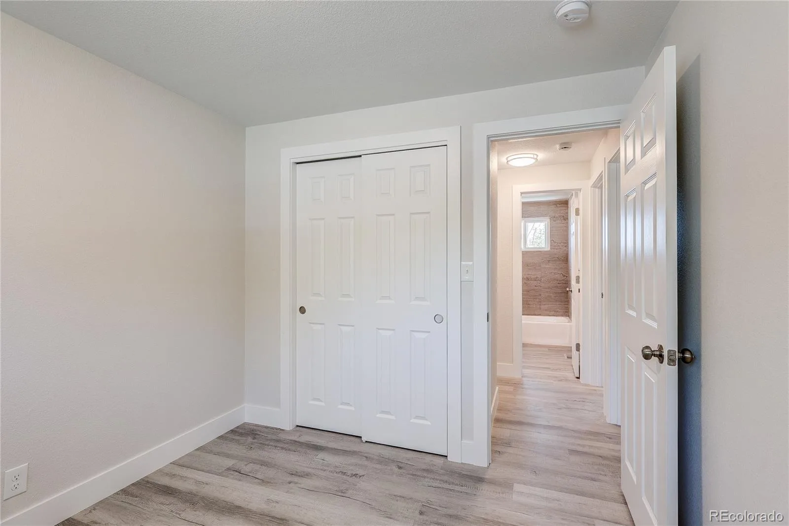 3100 S Dale Court Englewood CO 80110 MLS #REC4402304 06172026234023 1600 22