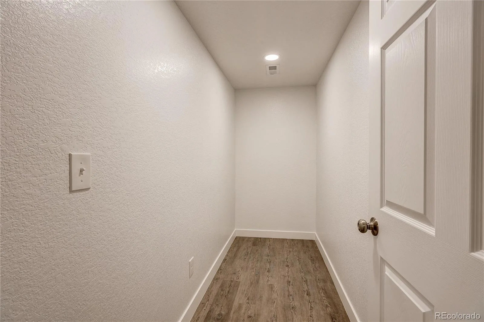 3100 S Dale Court Englewood CO 80110 MLS #REC4402304 06172026234023 1600 28