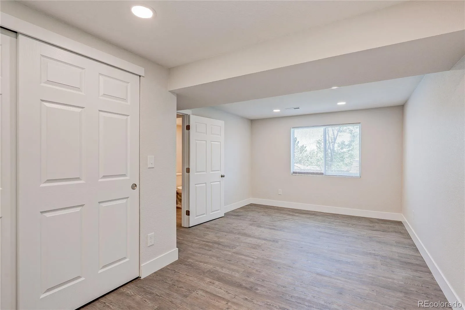 3100 S Dale Court Englewood CO 80110 MLS #REC4402304 06172026234023 1600 32