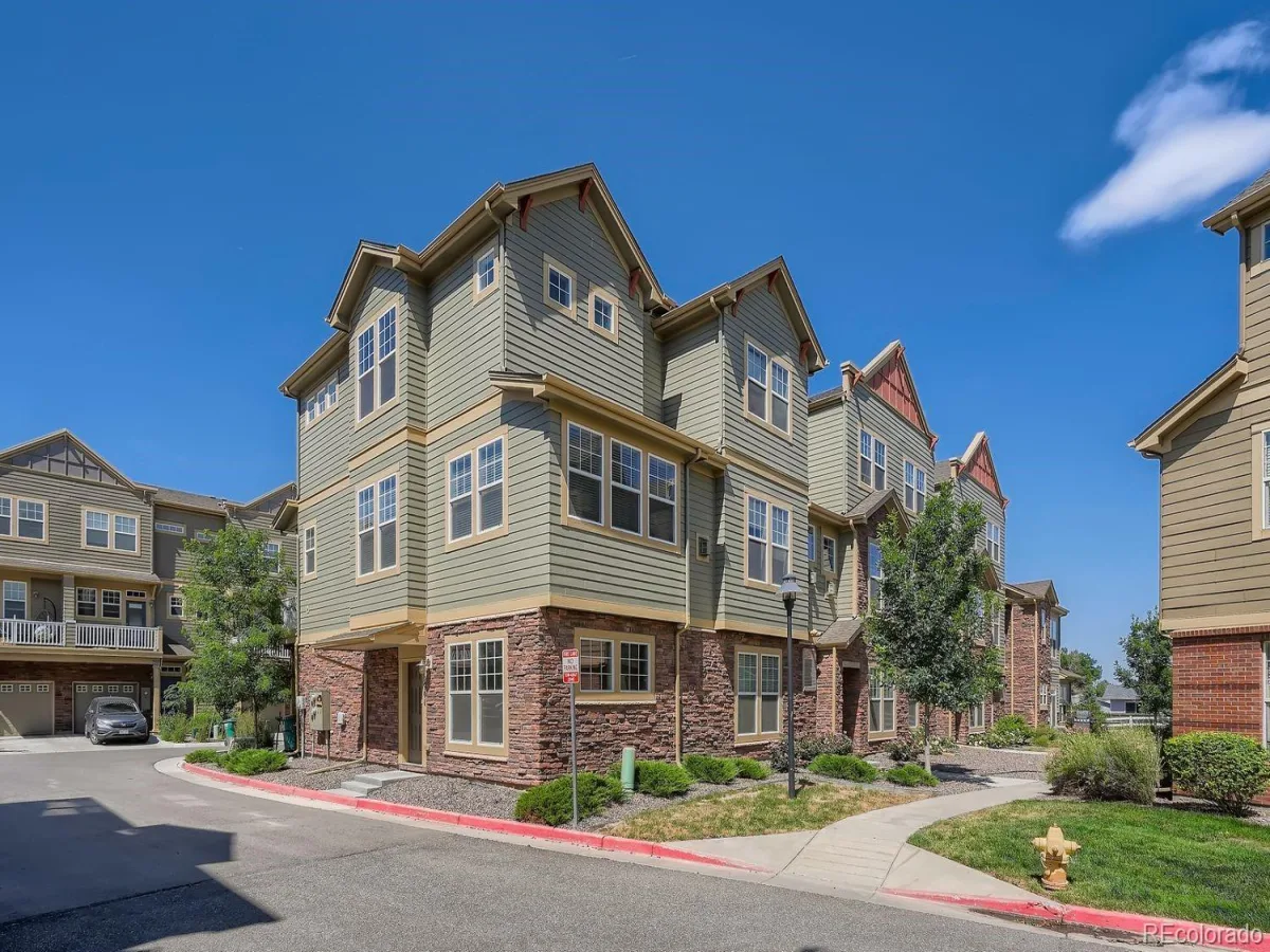 12901 King Street Broomfield CO 80020 | MLS #REC4404655 07252026172406 1200 2