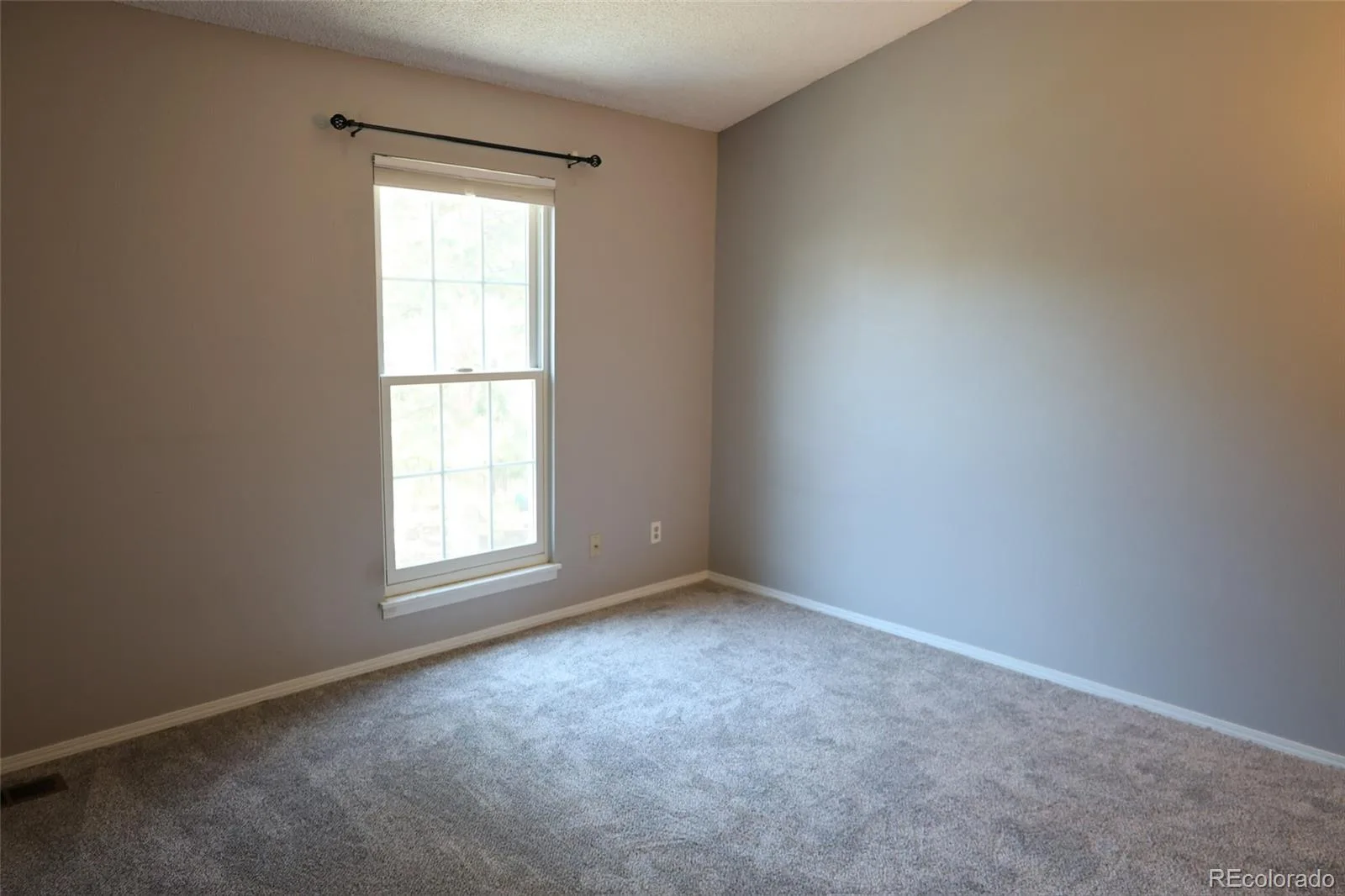 10879 W Dartmouth Avenue Lakewood CO 80227 | MLS #REC4404826 07222026134854 1600 18