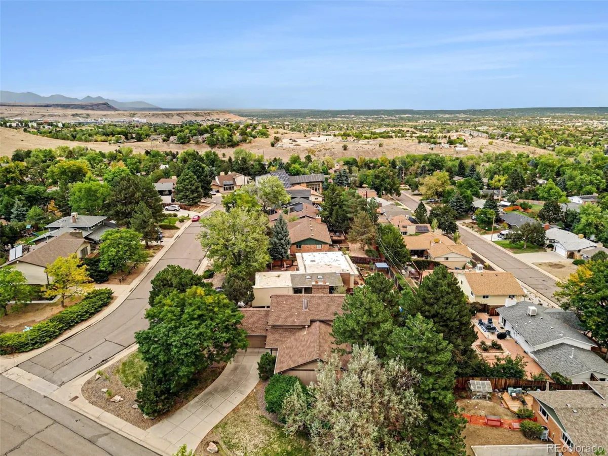 590 S Coors Court Denver CO 80228 | MLS #REC4405105 09242026084103 1200 43