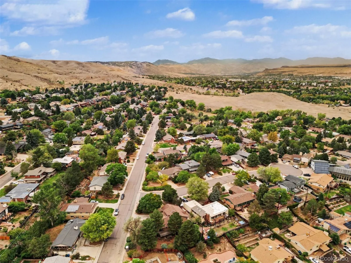590 S Coors Court Denver CO 80228 | MLS #REC4405105 09242026084103 1200 47