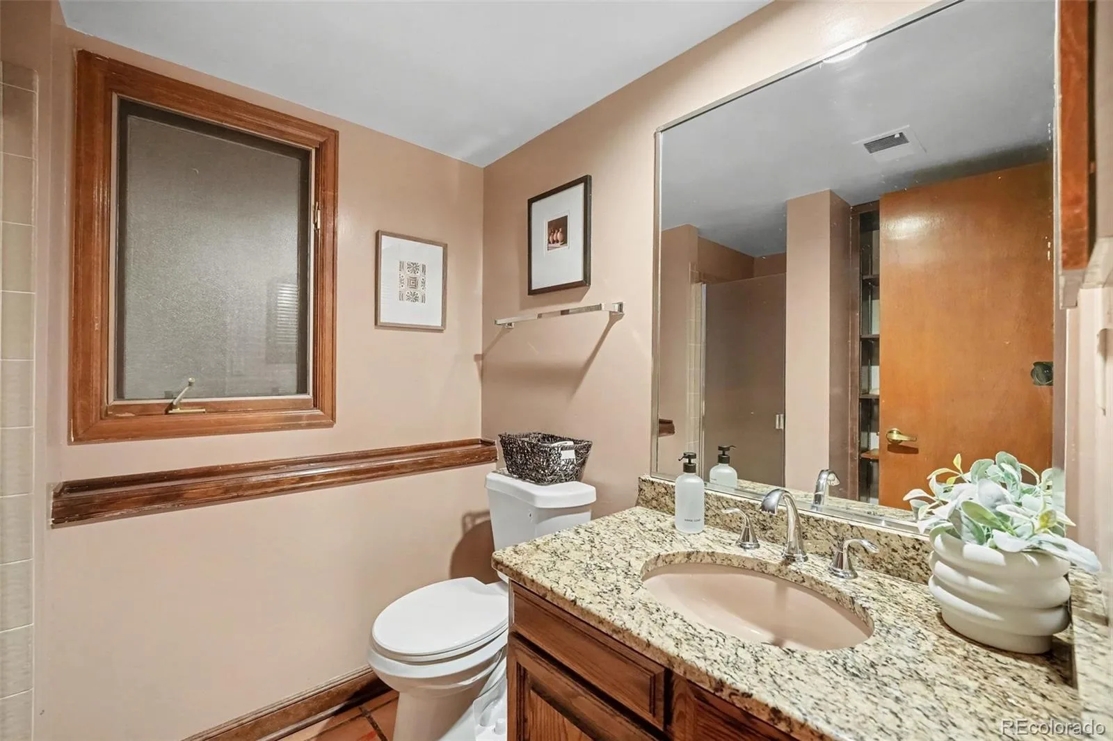 590 S Coors Court Denver CO 80228 | MLS #REC4405105 09242026084103 1600 18