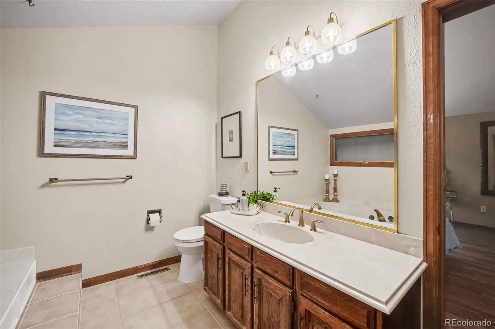 590 S Coors Court Denver CO 80228 | MLS #REC4405105 09242026084103 1600 23