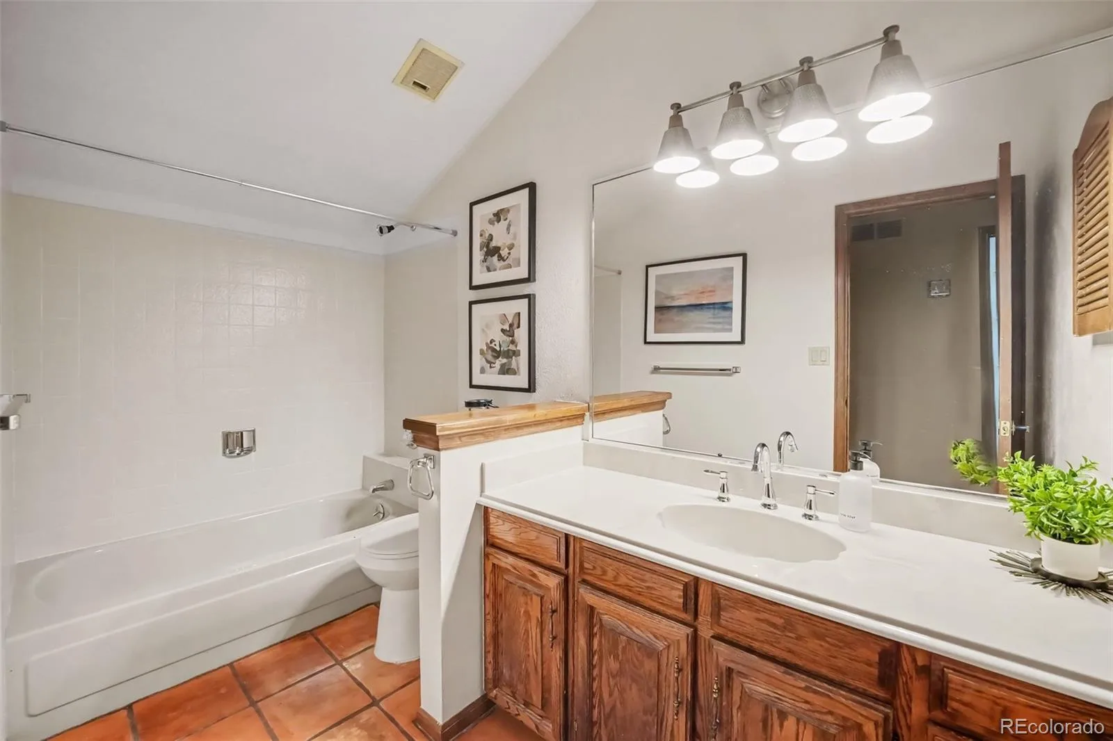 590 S Coors Court Denver CO 80228 | MLS #REC4405105 09242026084103 1600 27