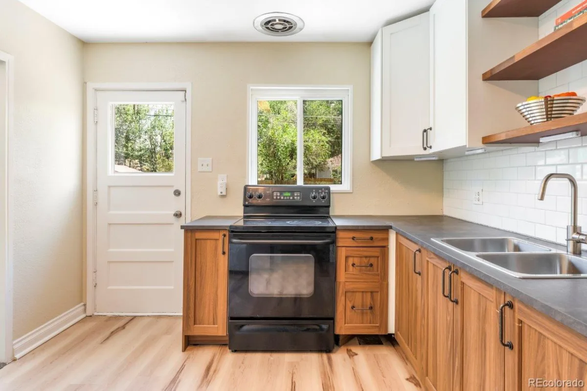 956 Racine Street Aurora CO 80011 MLS #REC4405278 06112026174549 1200 10
