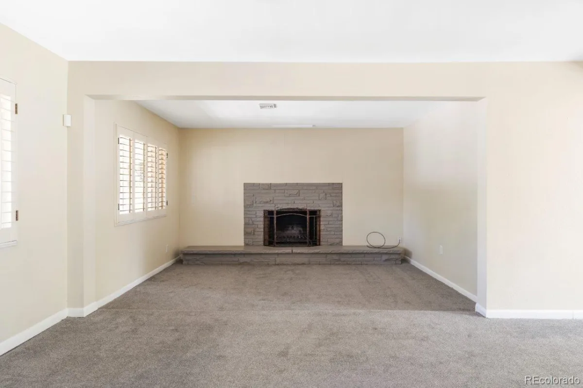 956 Racine Street Aurora CO 80011 MLS #REC4405278 06112026174549 1200 5